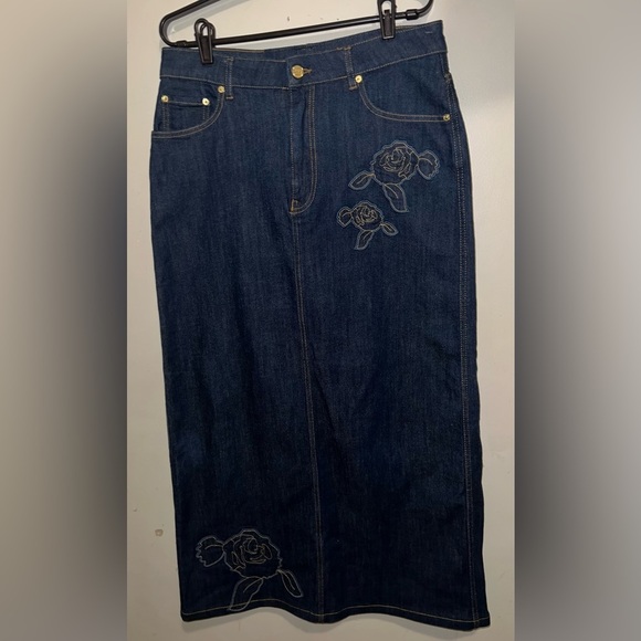 NWOT Ganni Appliquéd Floral-Embroidered Mid-Rise Stretch-Organic Denim MaxiSkirt - Picture 4 of 17